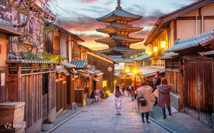 Gion (祇園) - Khu phố nổi tiếng gắn với văn hóa Geisha